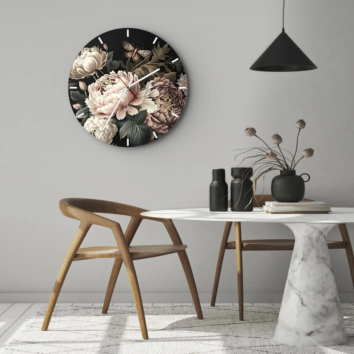 Väggklocka - Klocka på glas - Rospioner och en fjäril på svart bakgrund i klassisk stil - 30x30cm - I barockstil - Modern väggdekoration för vardagsrum, kök och sovrum ARTTOR