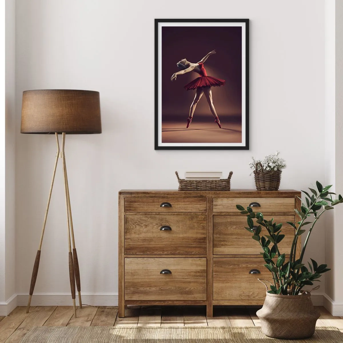 Affisch i svart ram - En balettdansös i en röd klänning på scenen - 50x70cm - Prima ballerina - Modern väggdekoration för vardagsrum och sovrum ARTTOR