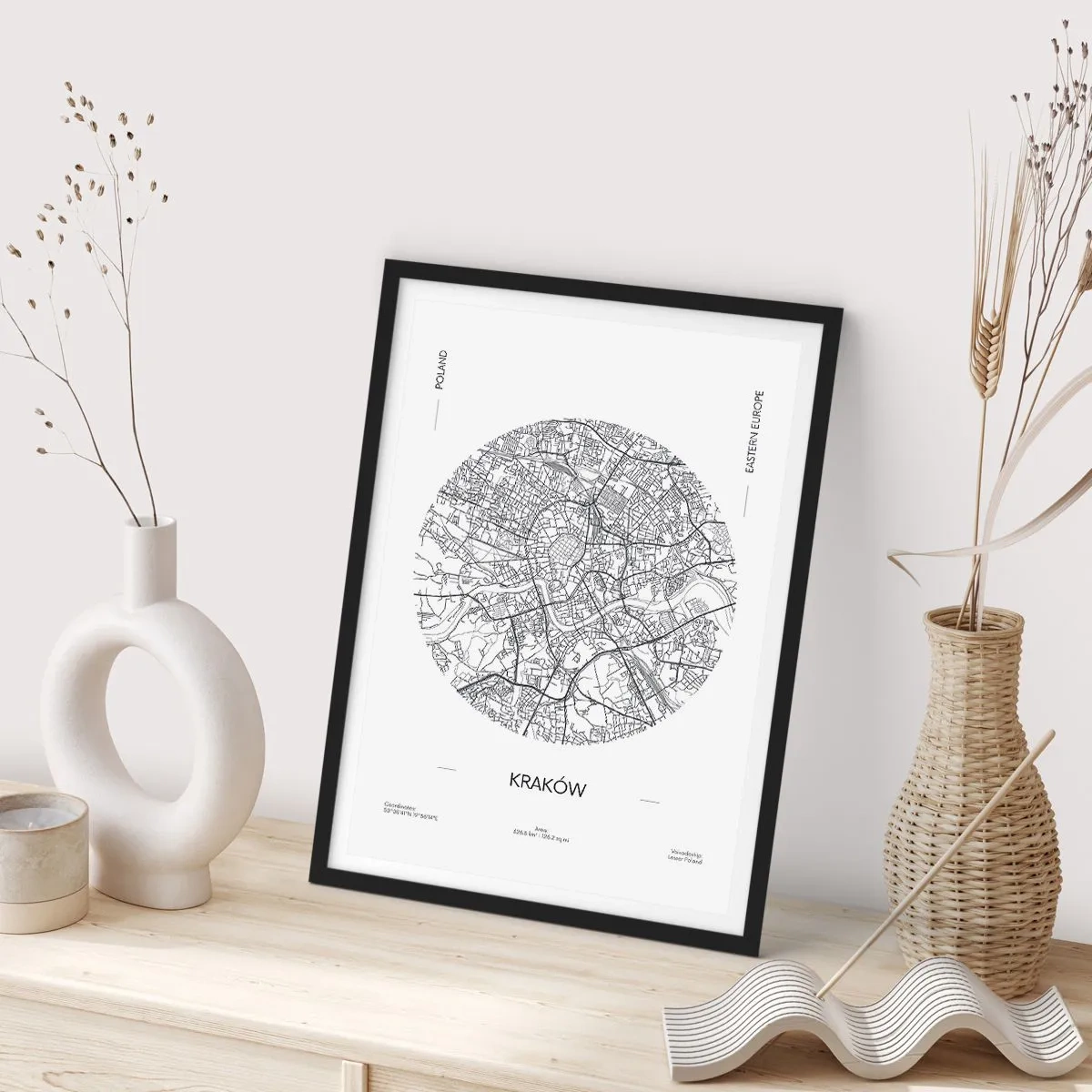 Affisch i svart ram - En minimalistisk karta över Krakow i en cirkel - 50x70cm - Krakóws anatomi - Modern väggdekoration för vardagsrum och sovrum ARTTOR