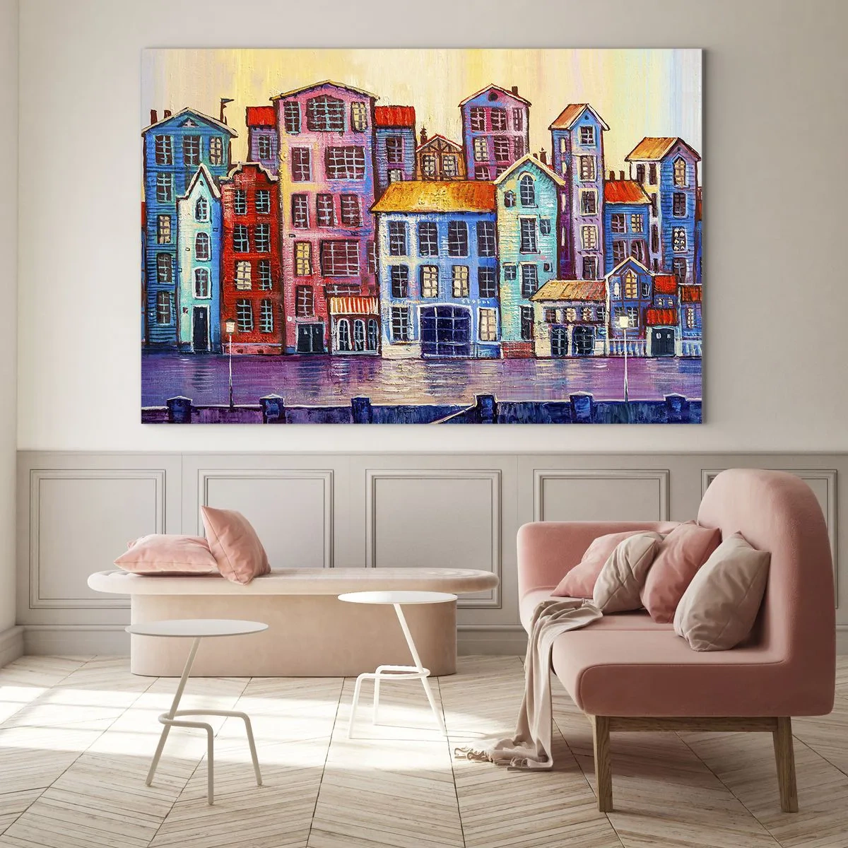 Glastavla - Bild på glas - Färgglada hyreshus speglas i vattnet - 70x50cm - En sagostad - Modern väggdekoration för vardagsrum och sovrum ARTTOR
