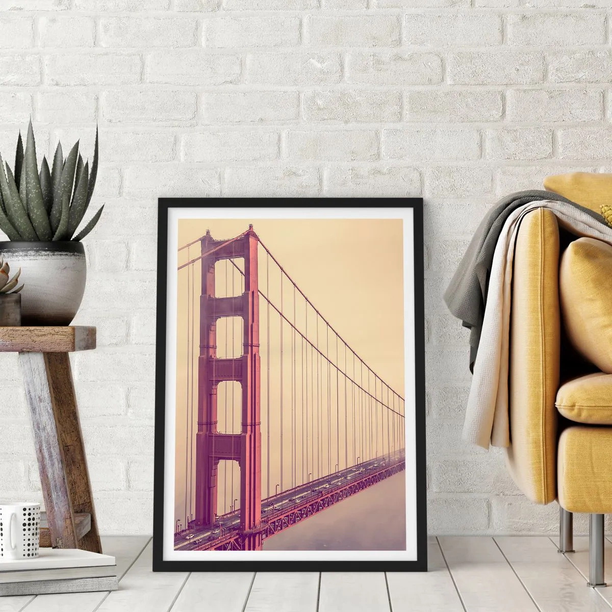 Affisch i svart ram - Golden Gate-bron i vintagedimma - 50x70cm - Mellan himlen och jorden - Modern väggdekoration för vardagsrum och sovrum ARTTOR
