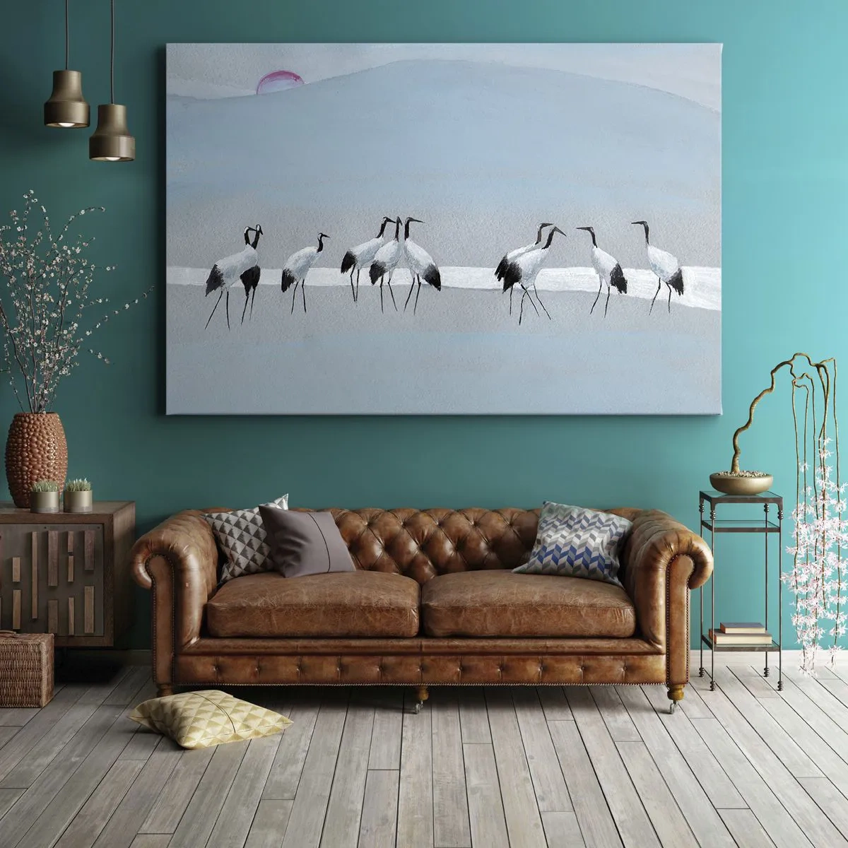 Canvastavla - Bild på duk - En grupp tranor mot en blå himmel och den uppgående solen - 70x50cm - Efter en het dag - Modern väggdekoration för vardagsrum och sovrum ARTTOR