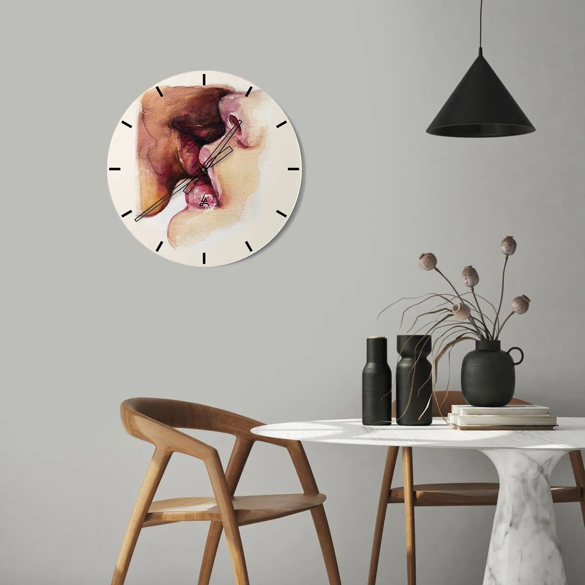 Väggklocka - Klocka på glas - En kyss av två ansikten i akvarellstil - 30x30cm - Som dag och natt, jord och himmel - Modern väggdekoration för vardagsrum, kök och sovrum ARTTOR