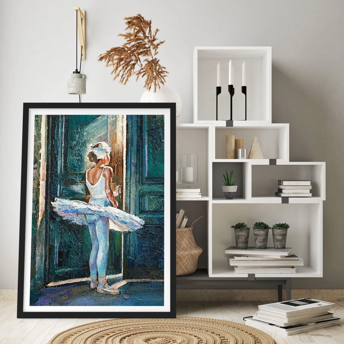 Affisch i svart ram - Ballerina i ljuset av en dörr i impressionistisk stil - 50x70cm - Före showen - Modern väggdekoration för vardagsrum och sovrum ARTTOR