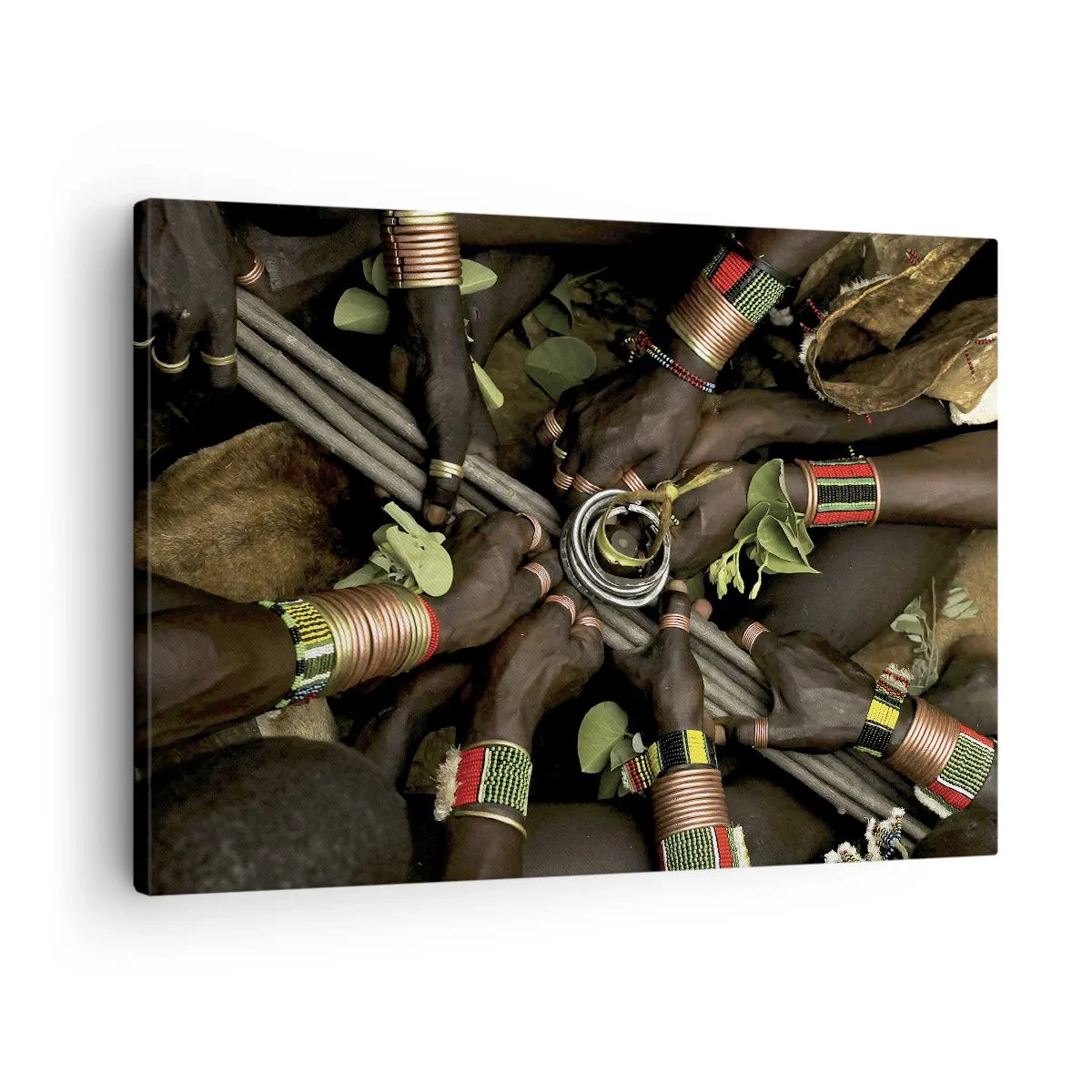 Canvastavla - Bild på duk - Traditionella handarmband i en grupp av händer - 70x50cm - Vi är tillsammans - Modern väggdekoration för vardagsrum och sovrum ARTTOR