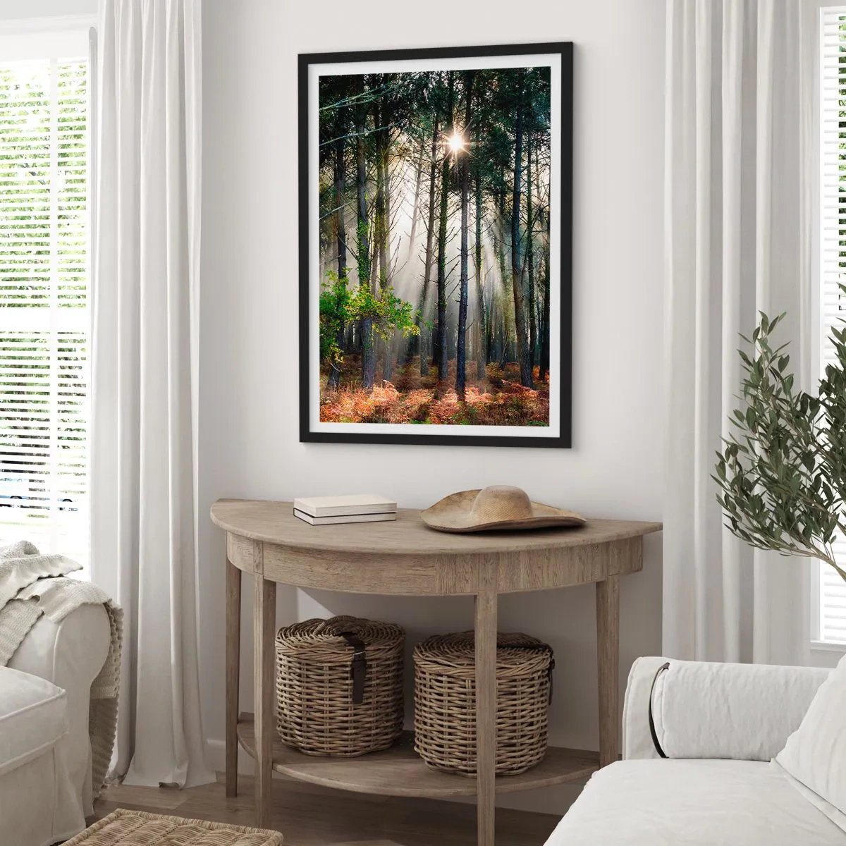 Affisch i svart ram - Magiska solstrålar i skogslandskapet - 50x70cm - Skogens skönhet - Modern väggdekoration för vardagsrum och sovrum ARTTOR